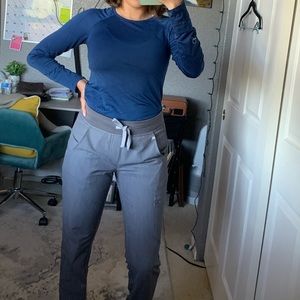 JAANUU underscrub top